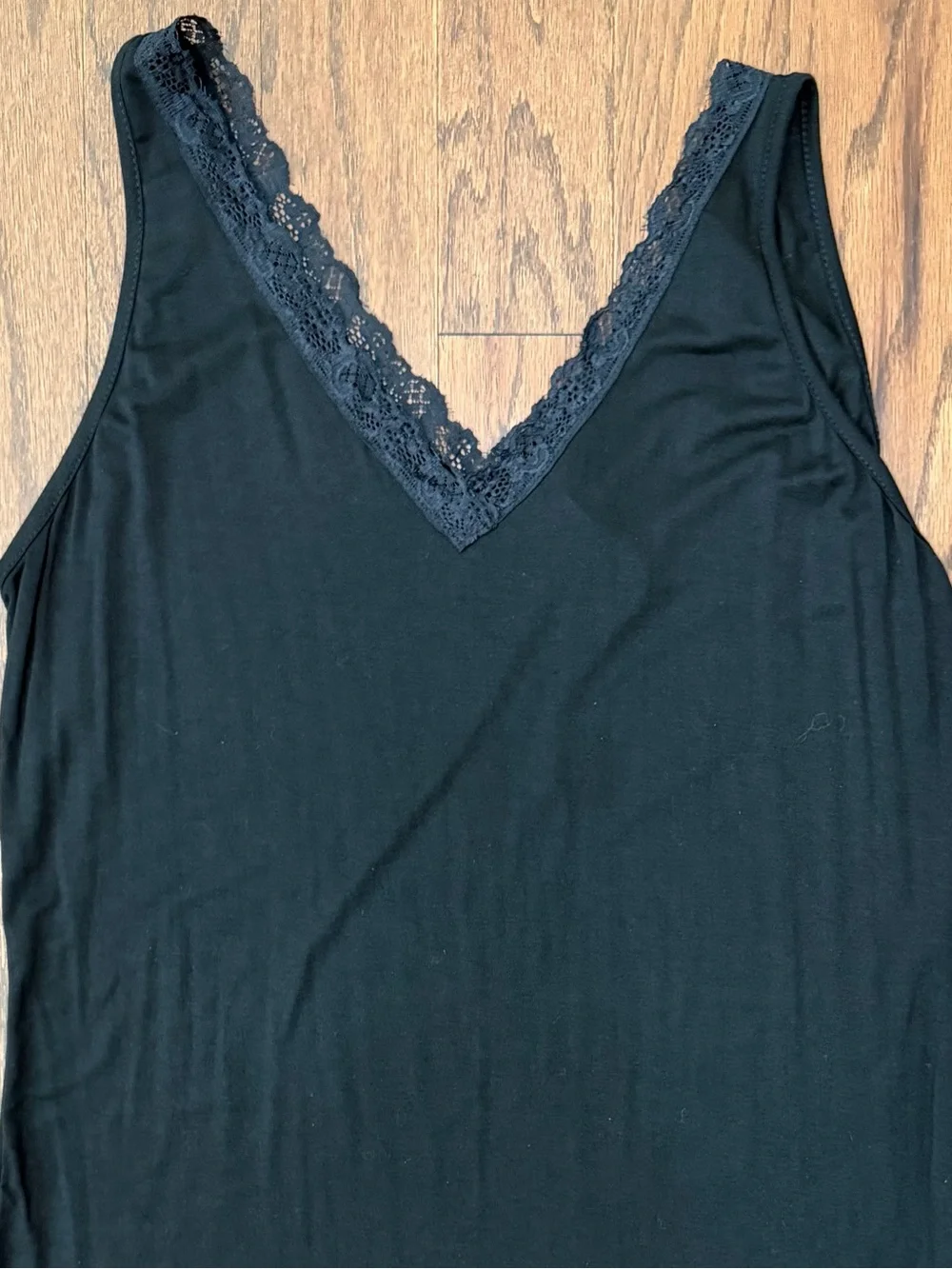 Monoreno Black Lace-Trim V-Neck Camisole Tank Extender NWT - Picture 2 of 6